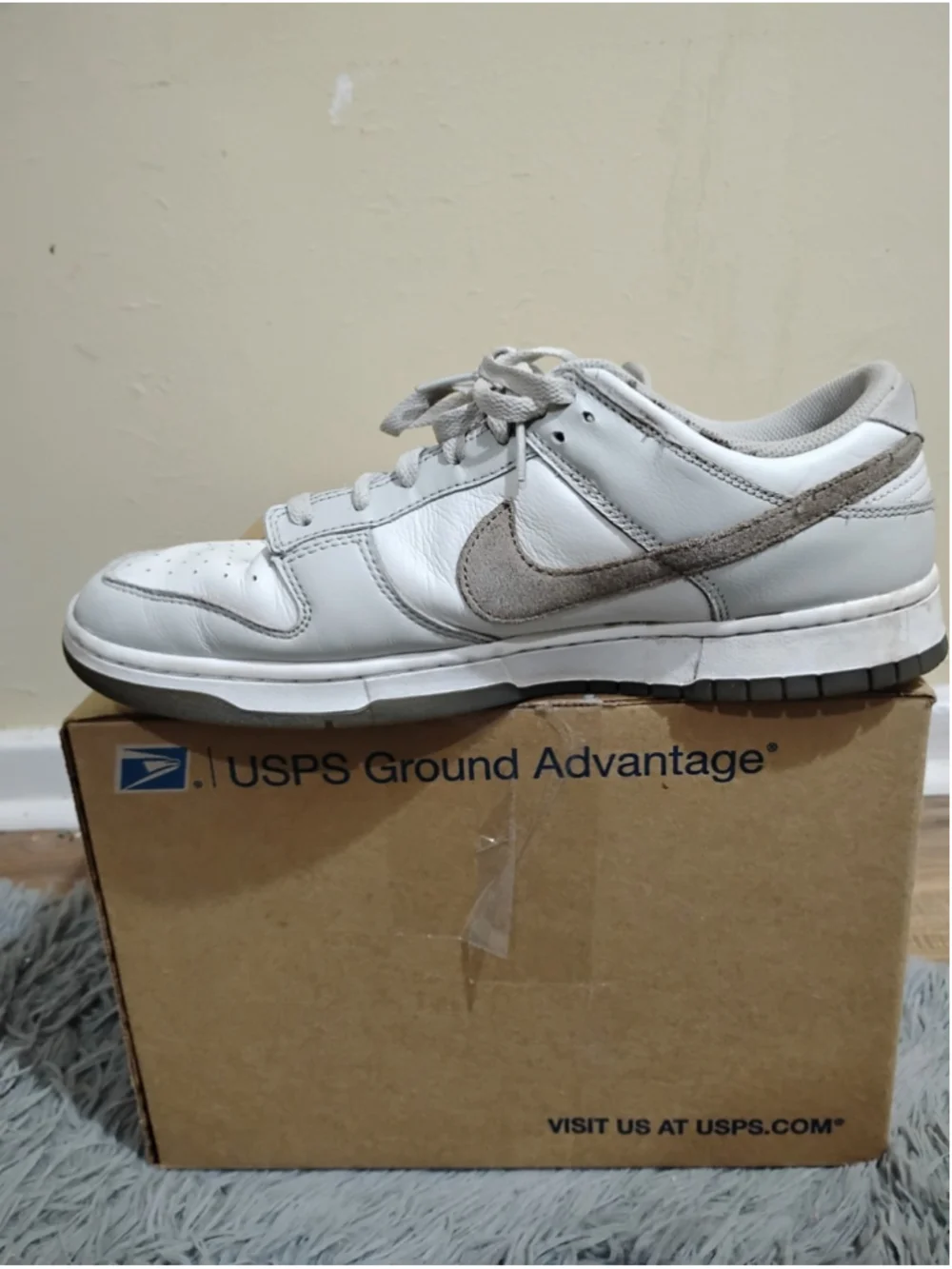 Nike Dunk Low Shoes Mens Size 12 White Tan Suede Swoosh Sneakers FJ4188-001